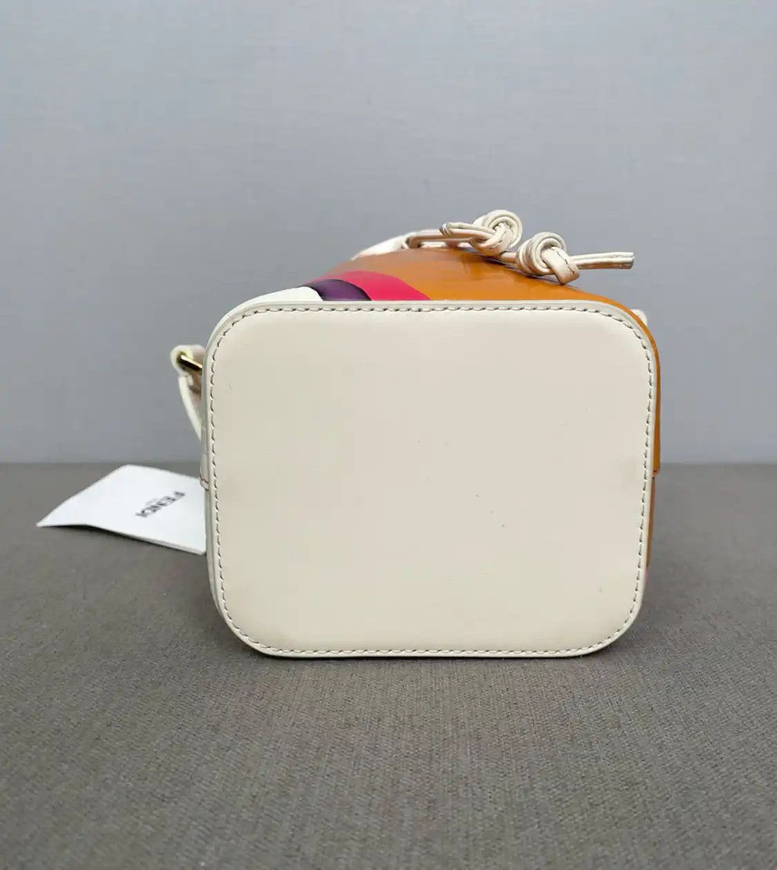 Fendi FENDI Mon Tresor Small yellow cowhide leather doubleF applique handbag detachabl Size ONE SIZE - 4 Thumbnail