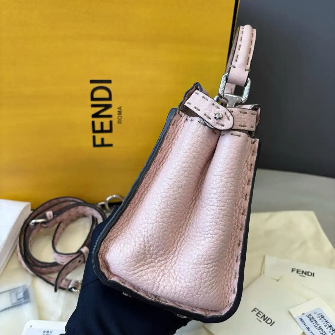 Fendi FENDI Peekaboo mini pink cowhide leather quilted crossbody bag detachable strap Size ONE SIZE - 5 Thumbnail