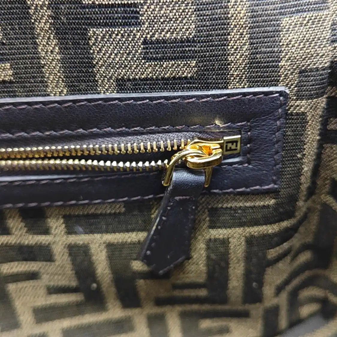 Fendi FENDI Baguette Medium brown canvas doubleF crossbody bag handbag shoulder bag go Size ONE SIZE - 12 Thumbnail