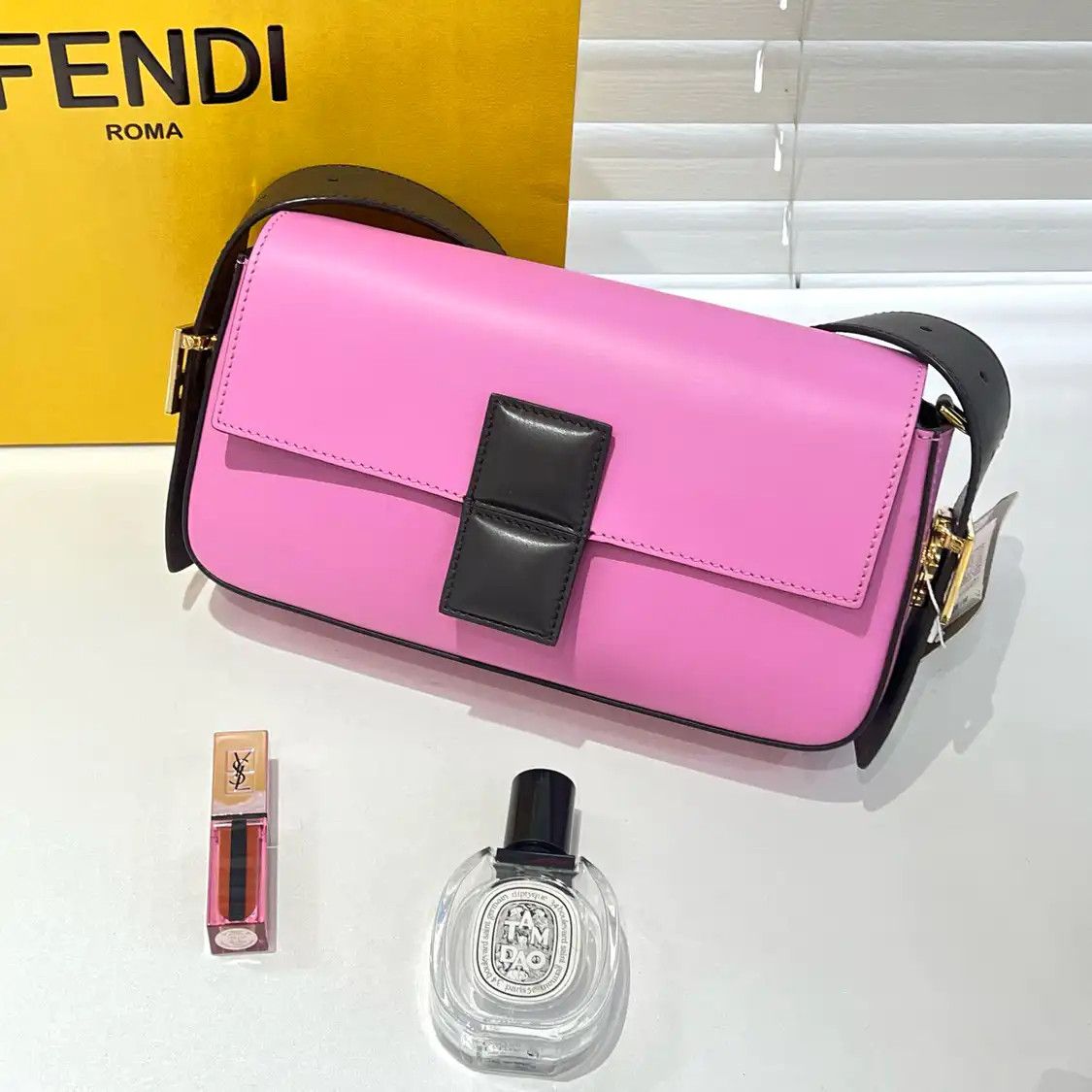 Fendi FENDI Baguette pink leather crossbody bag Size ONE SIZE - 8 Thumbnail