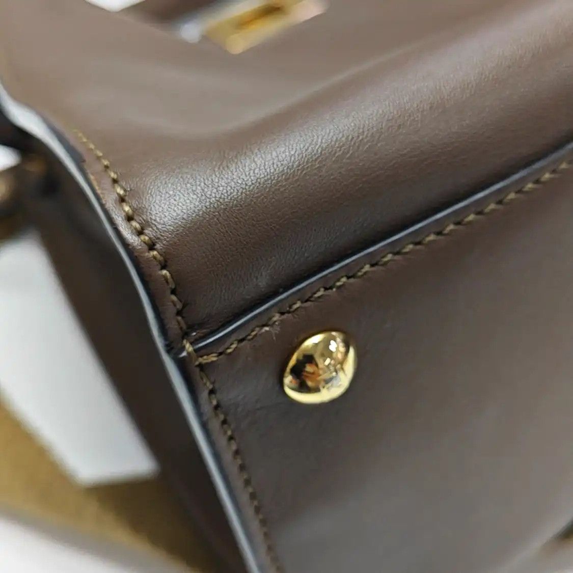 Fendi FENDI Peekaboo Medium brown cowhide leather shoulder bag handbag crossbody bag g Size ONE SIZE - 11 Thumbnail