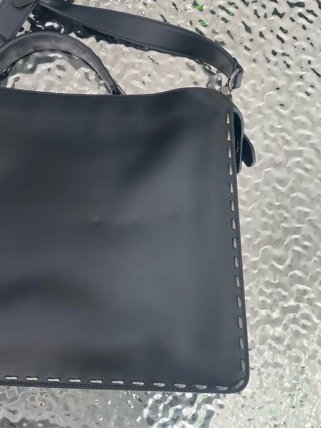 Fendi FENDI Peekaboo Medium black cowhide leather handbag detachable strap Size ONE SIZE - 14 Thumbnail