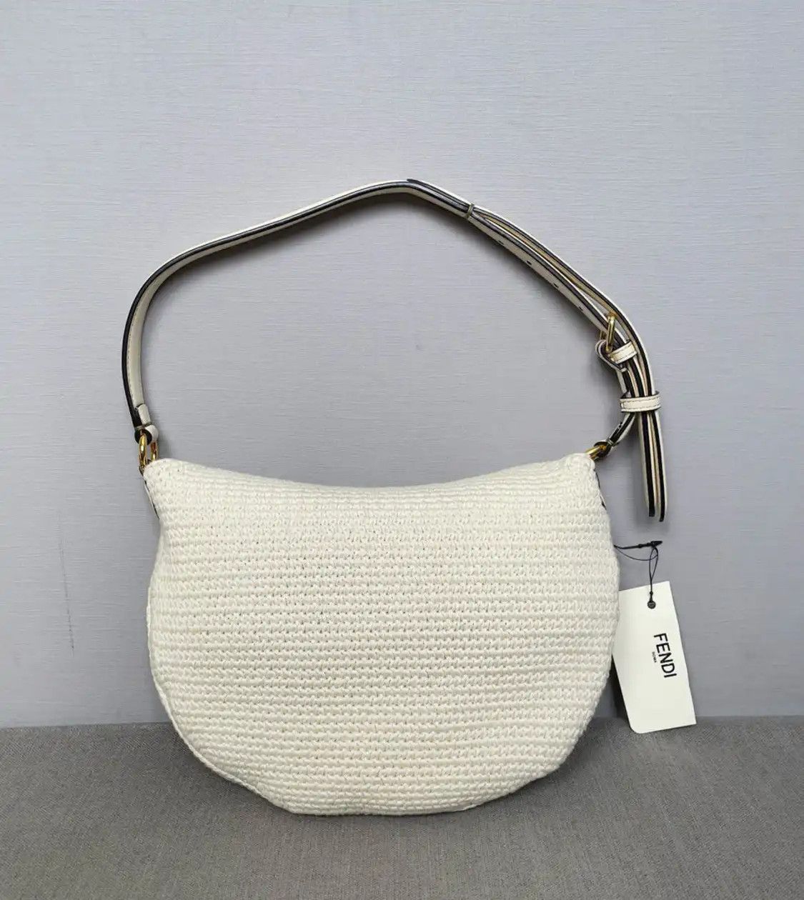 Fendi FENDI tote bag Small white fabric woven handbag Size ONE SIZE - 2 Thumbnail