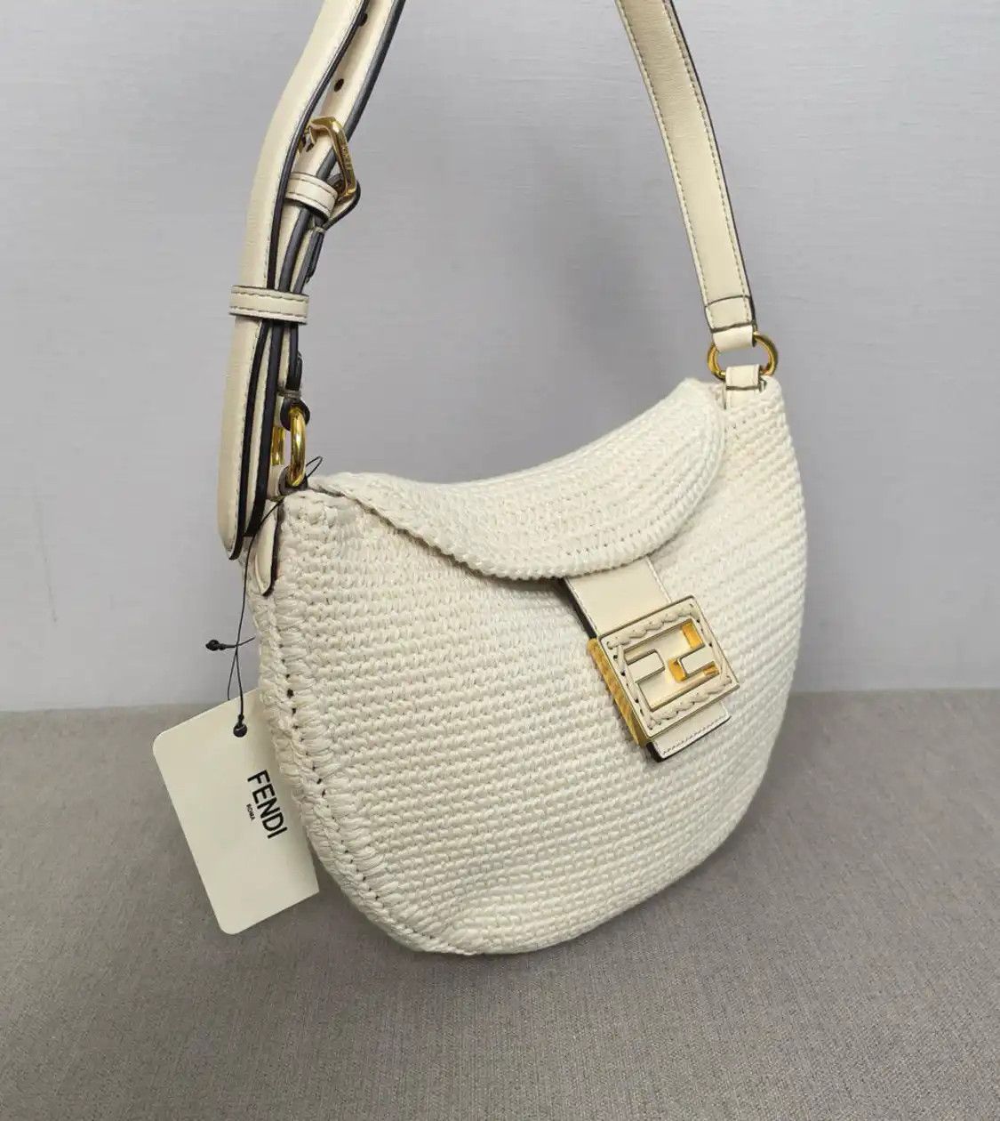 Fendi FENDI tote bag Small white fabric woven handbag Size ONE SIZE - 4 Thumbnail