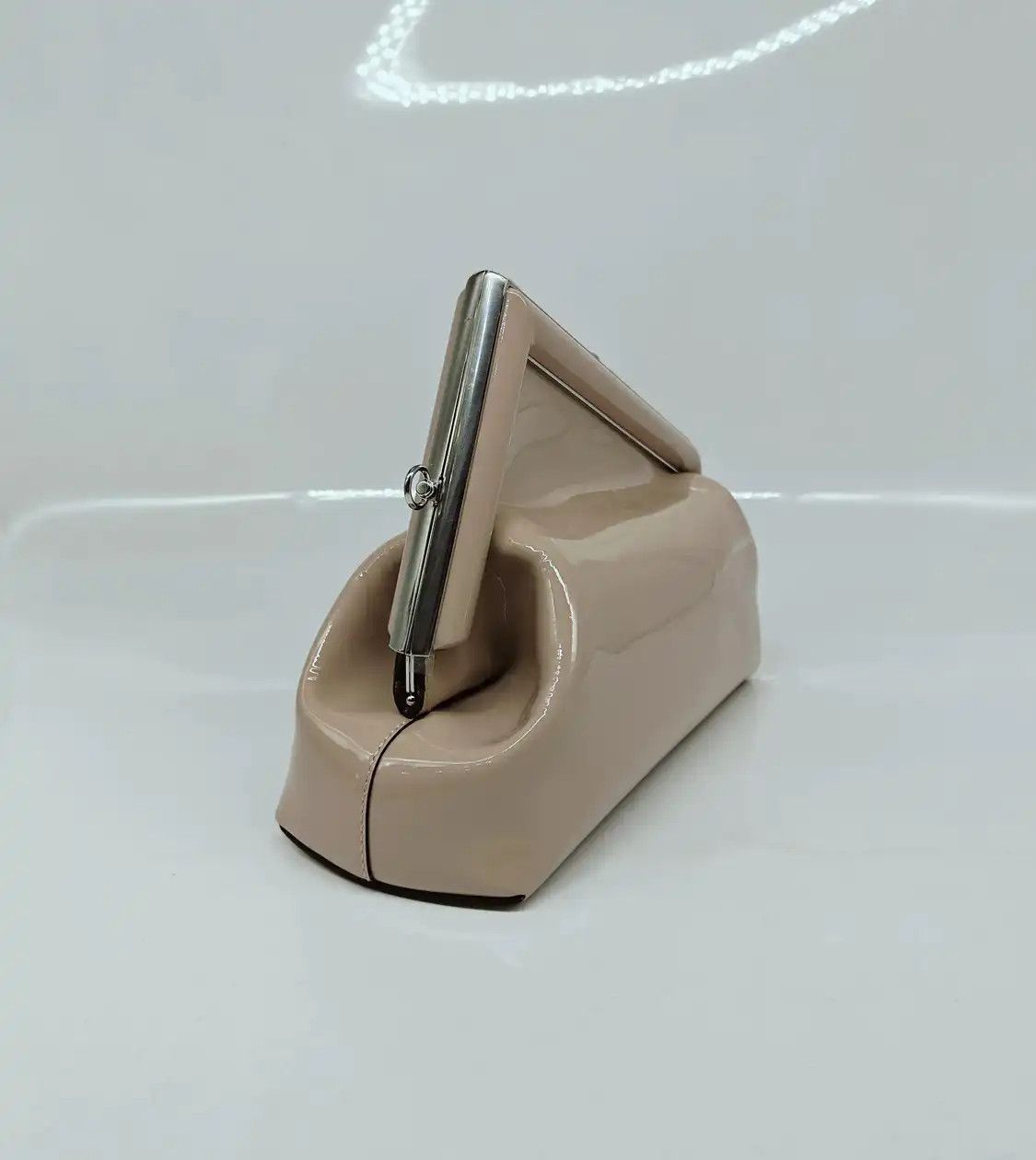 Fendi FENDI First beige patent leather crossbody bag silver hardware Size ONE SIZE - 7 Thumbnail