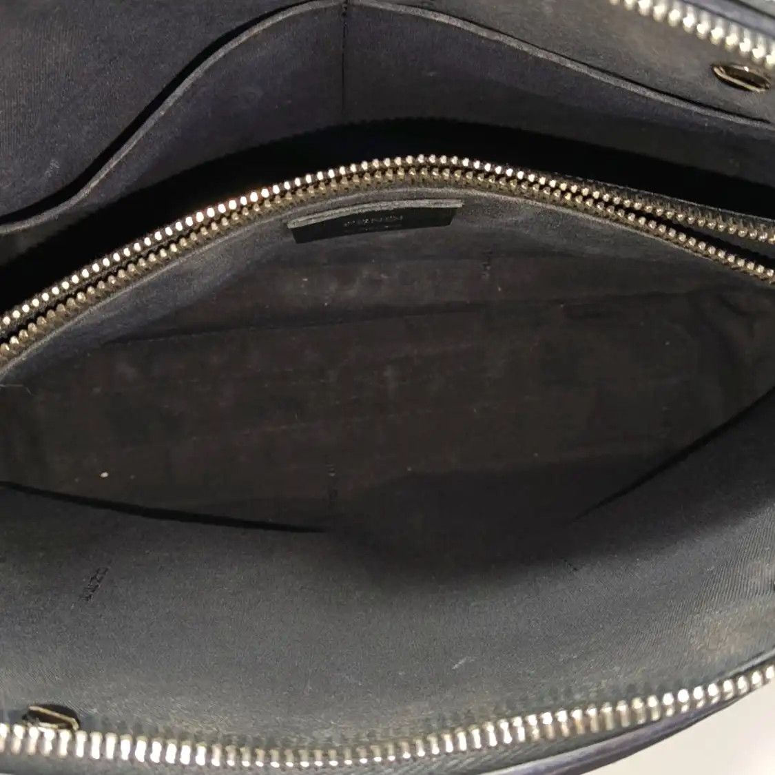 Fendi FENDI By The Way Medium black cowhide leather shoulder bag handbag crossbody bag Size ONE SIZE - 7 Thumbnail