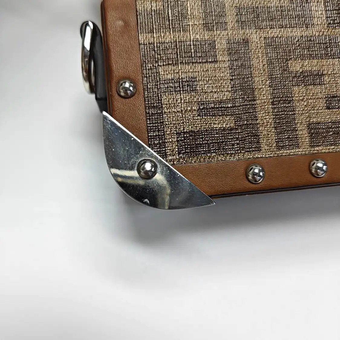 Fendi FENDI Baguette Trunk brown cowhide leather doubleF stud shoulder bag silver hard Size ONE SIZE - 9 Thumbnail