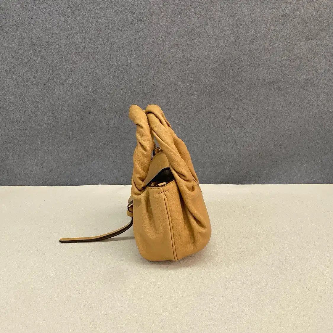 Fendi FENDI Spy Bag mini khaki cowhide leather crossbody bag detachable strap Size ONE SIZE - 4 Thumbnail