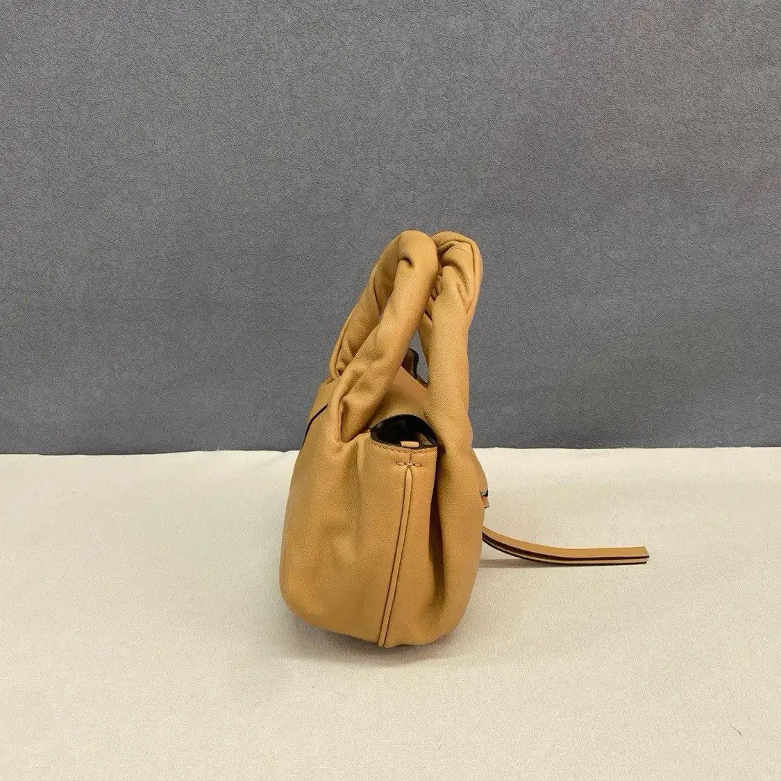 Fendi FENDI Spy Bag mini khaki cowhide leather crossbody bag detachable strap Size ONE SIZE - 6 Thumbnail