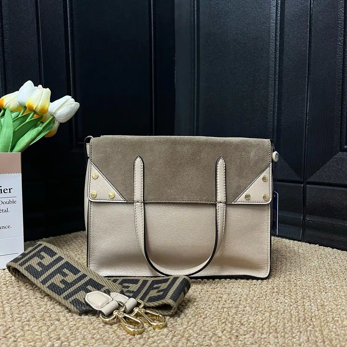 Fendi FENDI Flip Medium white sheepskin crossbody bag Size ONE SIZE - 4 Thumbnail