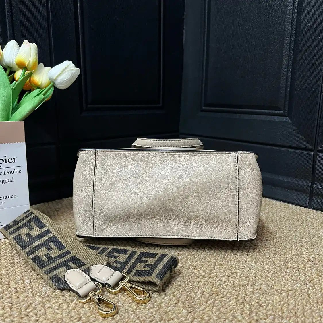 Fendi FENDI Flip Medium white sheepskin crossbody bag Size ONE SIZE - 5 Thumbnail