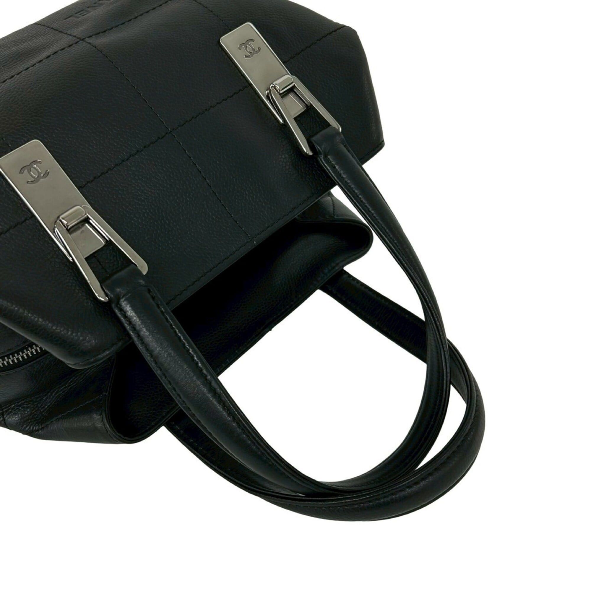 Chanel CHANEL Chocolate Bar Caviar Skin Leather Handbag, Black, 33854 Size ONE SIZE - 4 Thumbnail