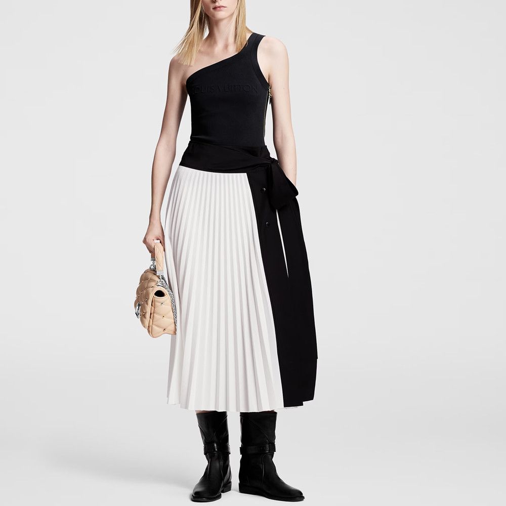 Louis Vuitton Louis Vuitton Pleated Skirt Size 34 Size 25" / US 0 / IT 36 - 11 Thumbnail