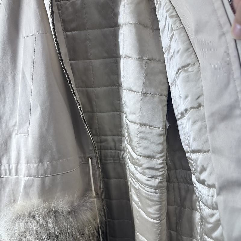 Louis Vuitton Louis Vuitton Fur Trimmed Parka Size 36 Size XS / US 0-2 / IT 36-38 - 7 Thumbnail
