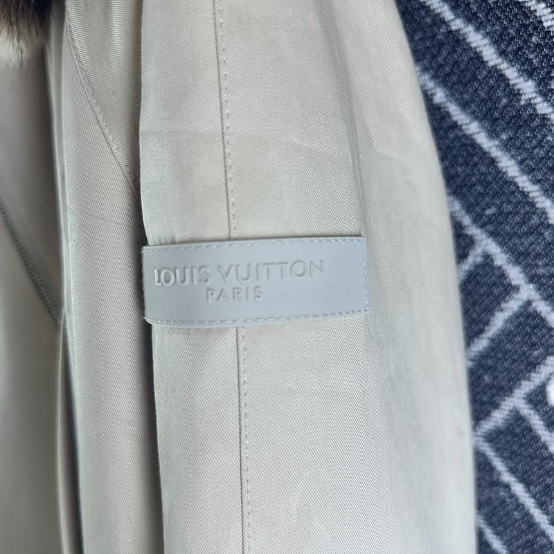 Louis Vuitton Louis Vuitton Fur Trimmed Parka Size 36 Size XS / US 0-2 / IT 36-38 - 9 Thumbnail