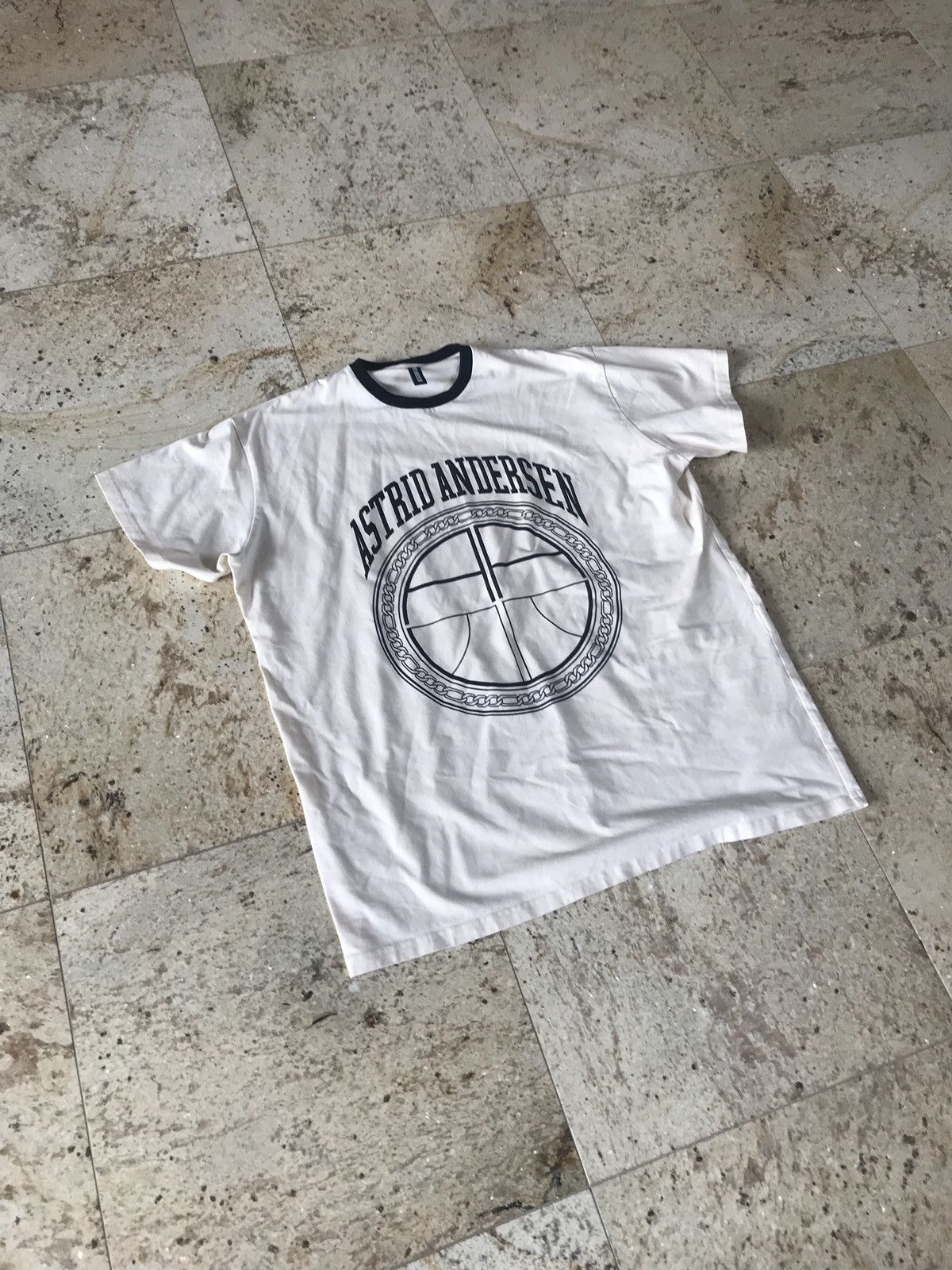 Astrid Andersen o1rshd1 Logo Tee, SS in White Size US XL / EU 56 / 4 - 3 Thumbnail