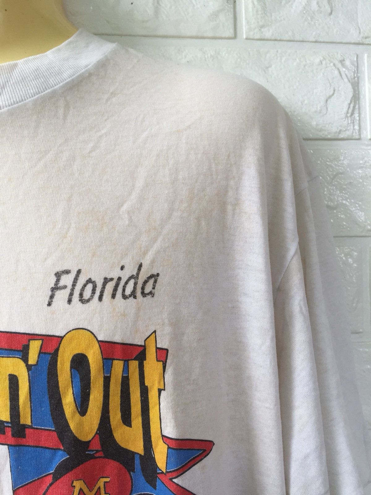 Disney × Vintage Vtg MICKEY MOUSE Just Hangin Out Florida Paperthin Tshirt Size US XL / EU 56 / 4 - 7 Thumbnail