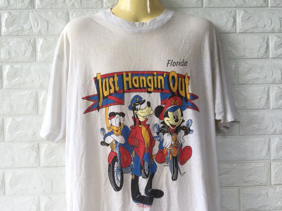 Disney × Vintage Vtg MICKEY MOUSE Just Hangin Out Florida Paperthin Tshirt Size US XL / EU 56 / 4 - 3 Thumbnail