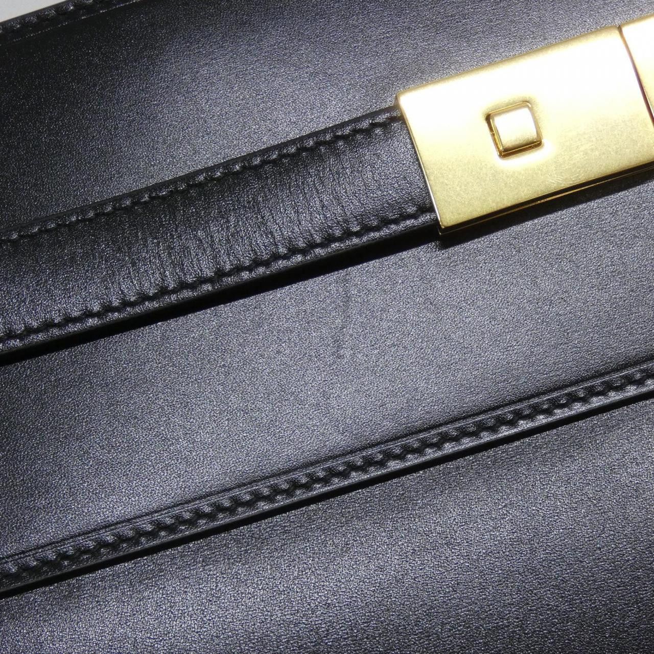 Yves Saint Laurent Yves Saint Laurent Saint Laurent Manhattan N/S Calf Tote Bag Leather Tote Bag 7573020SX0W DUTY FREE for USA Size ONE SIZE - 5 Thumbnail