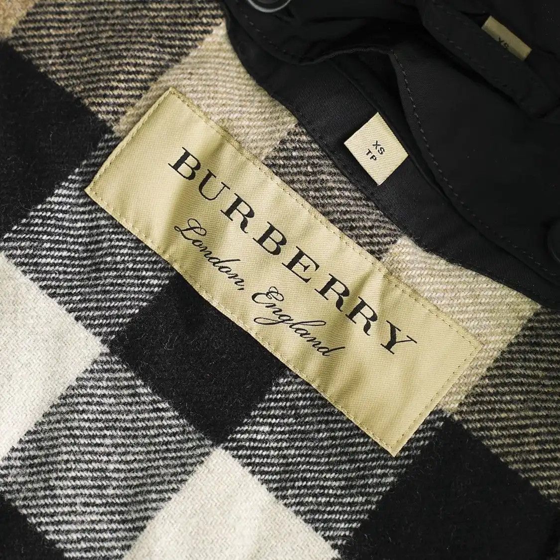 Burberry BURBERRY XL size Spring black polyester Women's short trench coat Size XL / US 12-14 / IT 48-50 - 5 Thumbnail