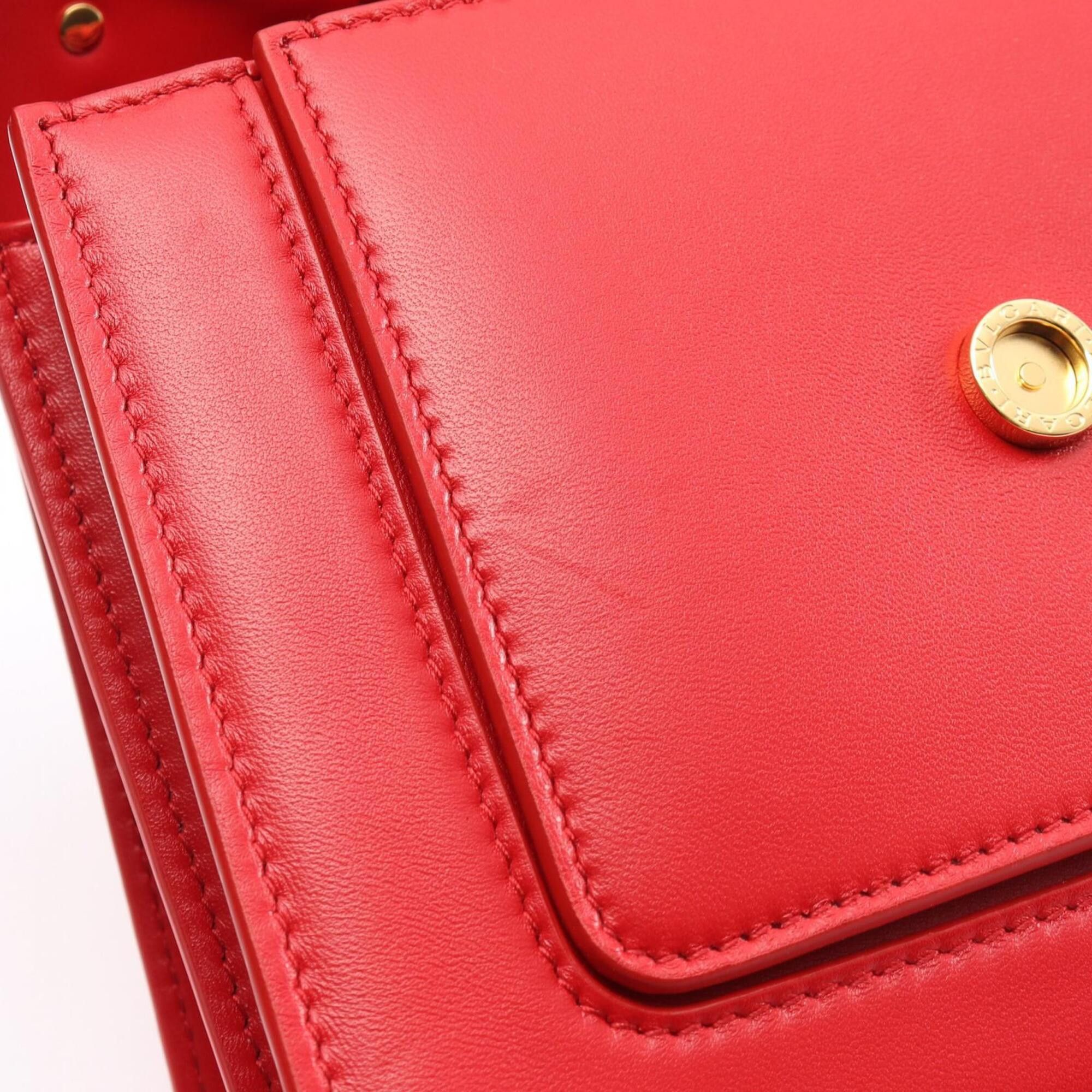 Bvlgari Bulgari BVLGARI Serpenti Forever 2-Way Handbag, Leather, Women's, Red Size ONE SIZE - 9 Thumbnail
