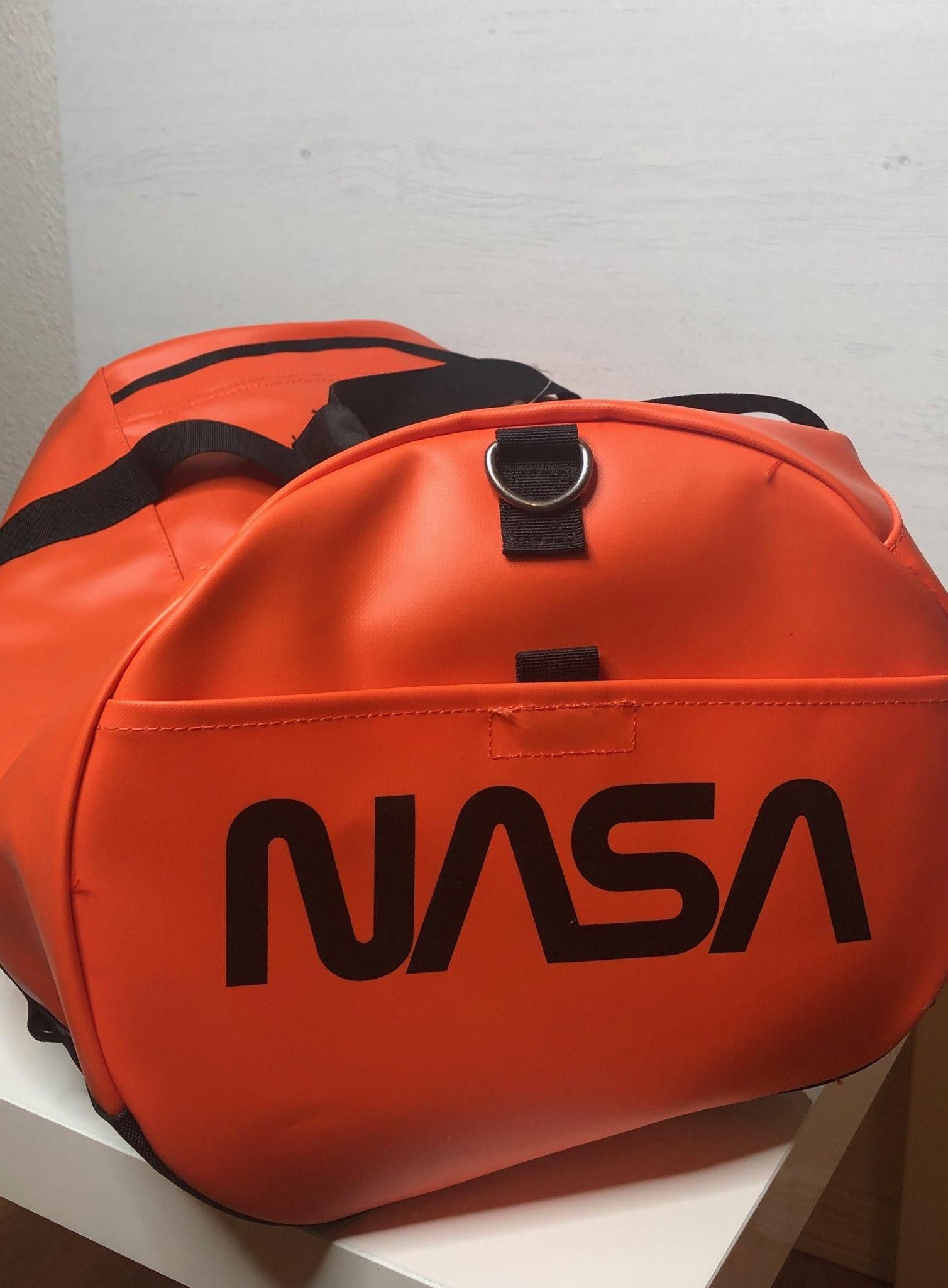 Nasa x vans bag online