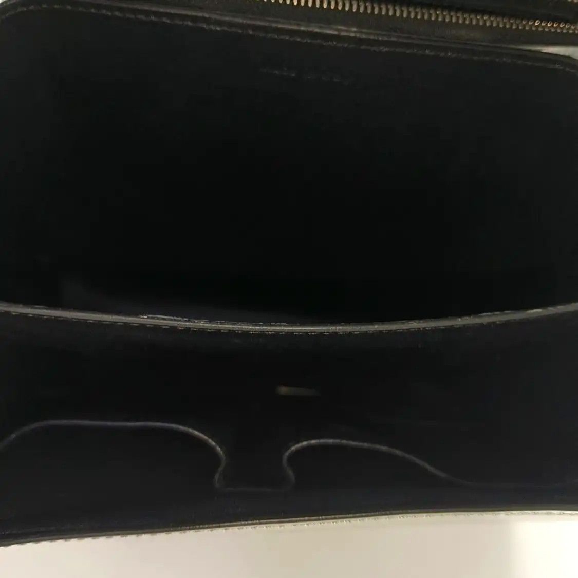 Celine CELINE CLASSIC BOX Medium silver cowhide leather tofu bag shoulder bag crossbody Size ONE SIZE - 7 Thumbnail