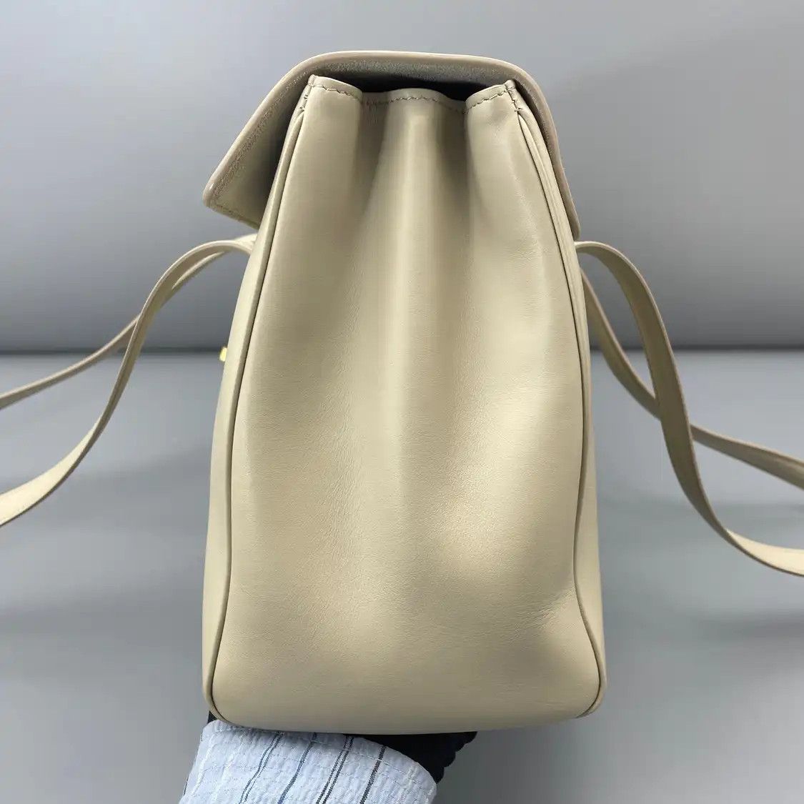 Celine CELINE 16 Medium grey browncowhide leather shoulder bag Size ONE SIZE - 3 Thumbnail