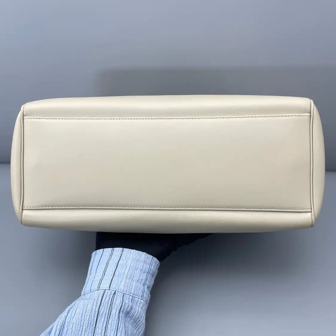 Celine CELINE 16 Medium grey browncowhide leather shoulder bag Size ONE SIZE - 5 Thumbnail