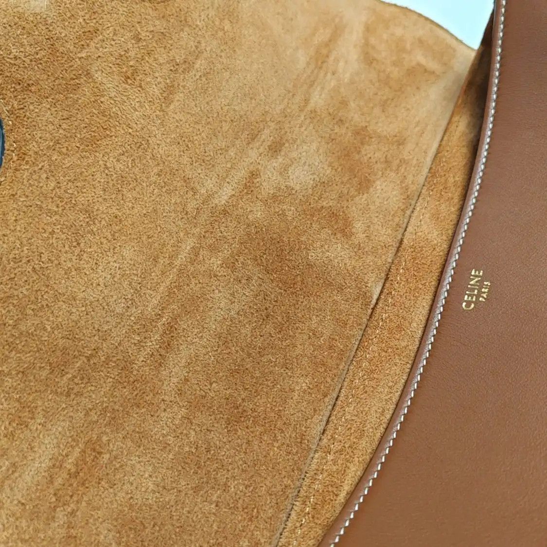 Celine CELINE 16 Medium brown cowhide leather shoulder bag handbag gold hardware Size ONE SIZE - 9 Thumbnail