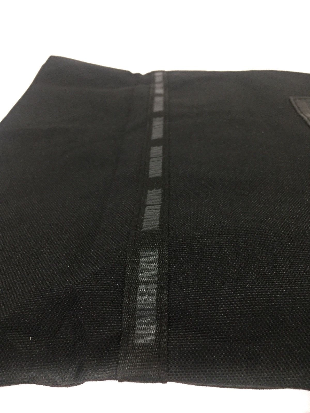 Number (N)ine Authentic Number (N)ine X Marlboro Clutch And Pouch Foldable Size ONE SIZE - 2 Thumbnail
