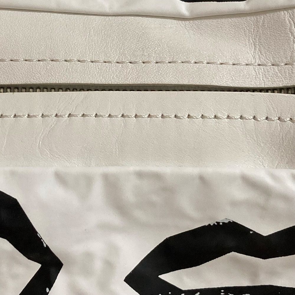 Issey Miyake Issey Miyake Pleats Please Issey Miyake Nougat Love Clutch Bag Textile Clutch Bag PP54-AG502 DUTY FREE for USA Size ONE SIZE - 2 Thumbnail