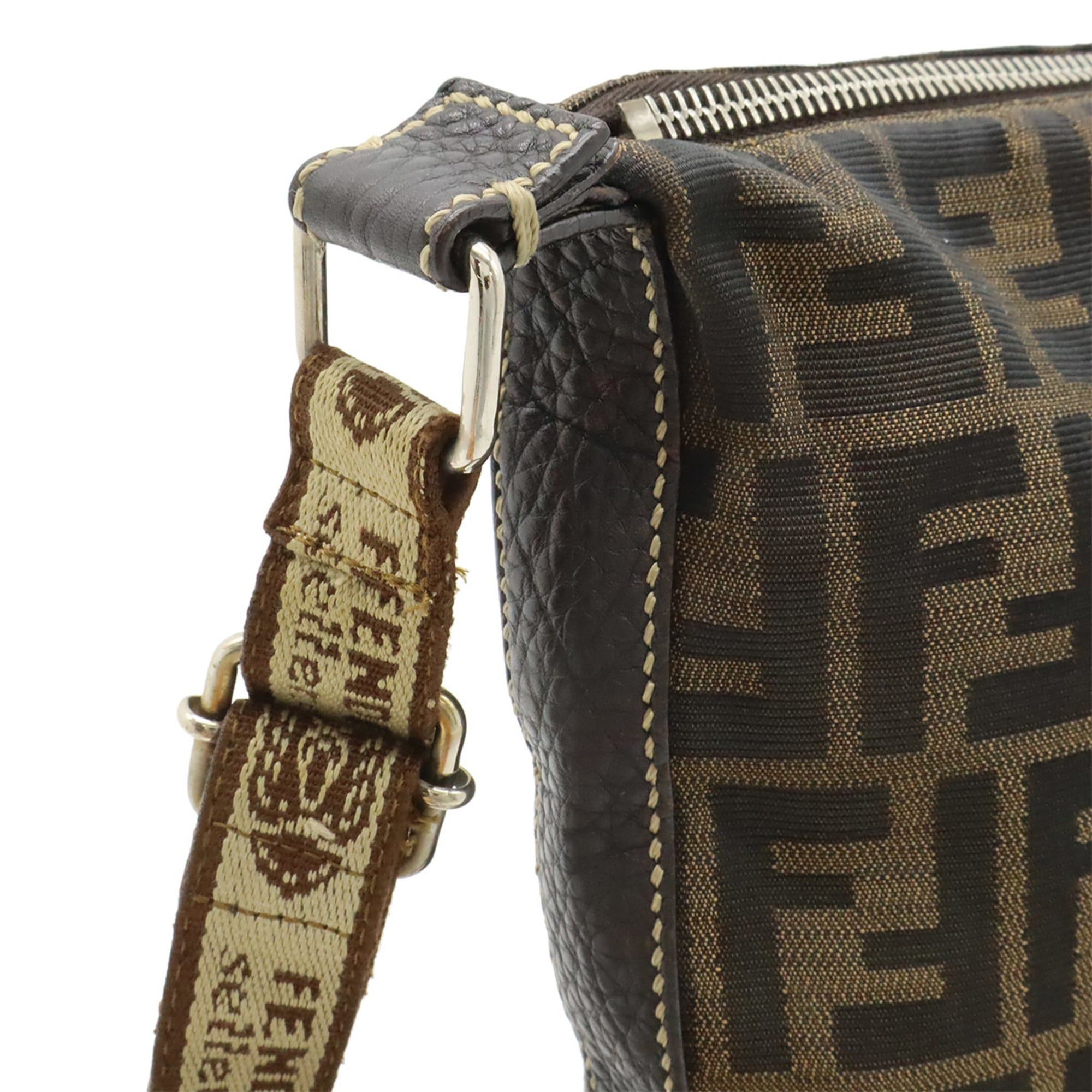 Fendi FENDI Selleria Zucca Shoulder Bag, Canvas and Leather, Brown, 8BT092 Size ONE SIZE - 5 Thumbnail