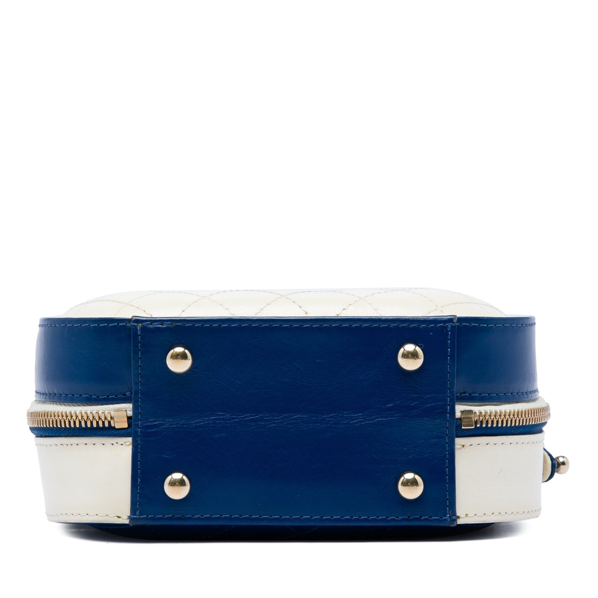 Chanel CC Crumpled Calfskin Vanity Case Size ONE SIZE - 3 Thumbnail