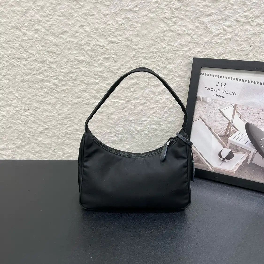 Prada PRADA Re-Edition 2000 mini black nylon logo clutch Size ONE SIZE - 2 Thumbnail