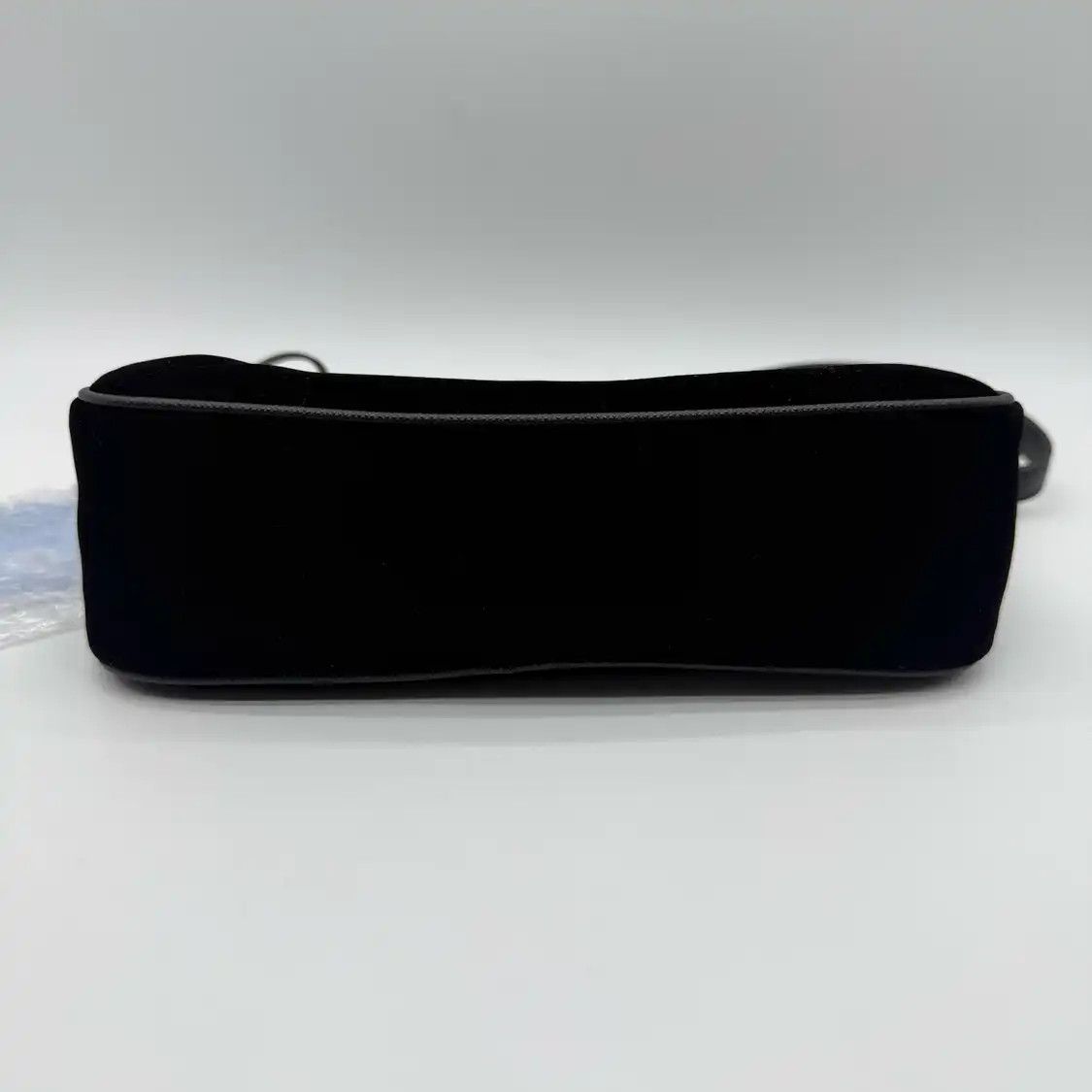 Prada PRADA Re-Edition mini black velvet logo shoulder bag Size ONE SIZE - 5 Thumbnail