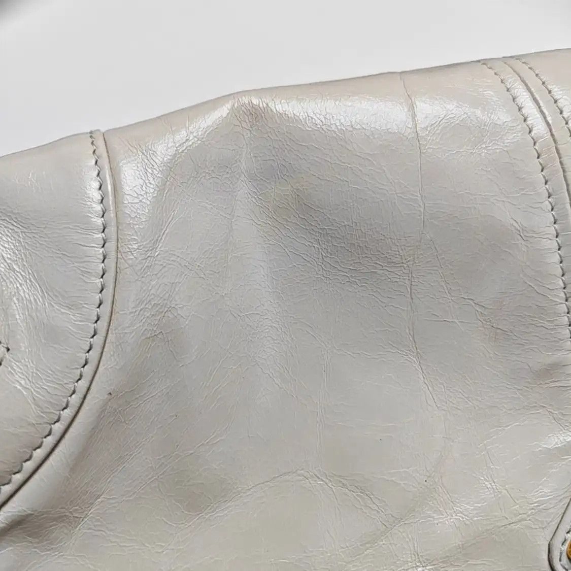 Prada PRADA Bonnie Medium white cowhide leather logo quilted shoulder bag handbag gold Size ONE SIZE - 10 Thumbnail