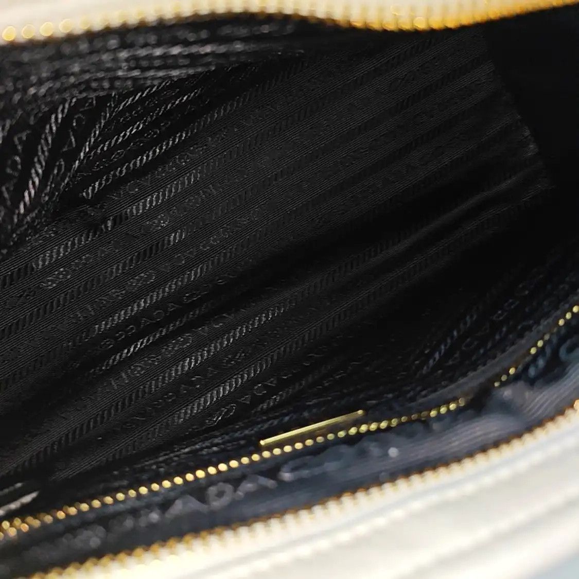 Prada PRADA Bonnie Medium white cowhide leather logo quilted shoulder bag handbag gold Size ONE SIZE - 7 Thumbnail