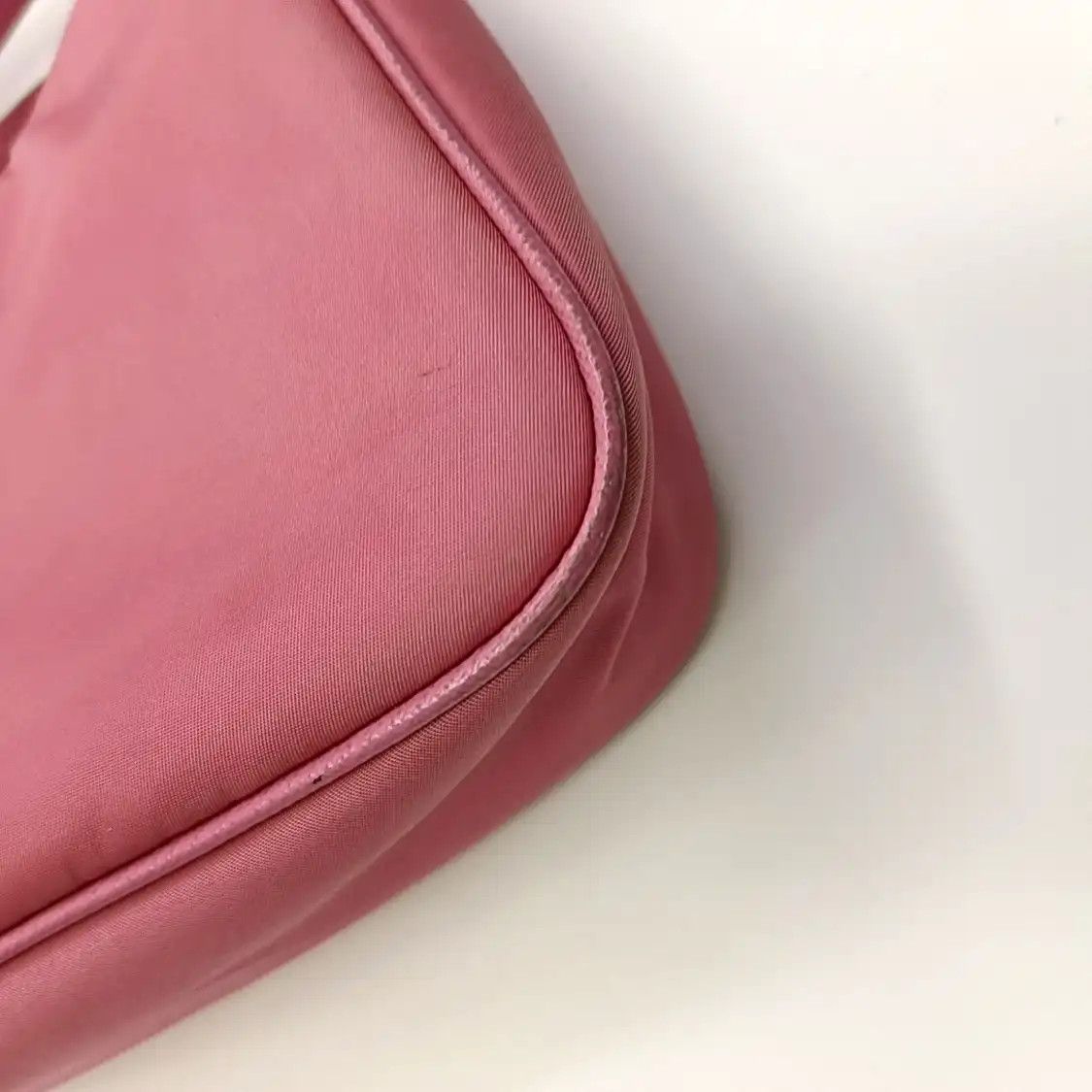 Prada PRADA Re-Edition 2005 mini pink nylon logo handbag shoulder bag silver hardware Size ONE SIZE - 13 Thumbnail
