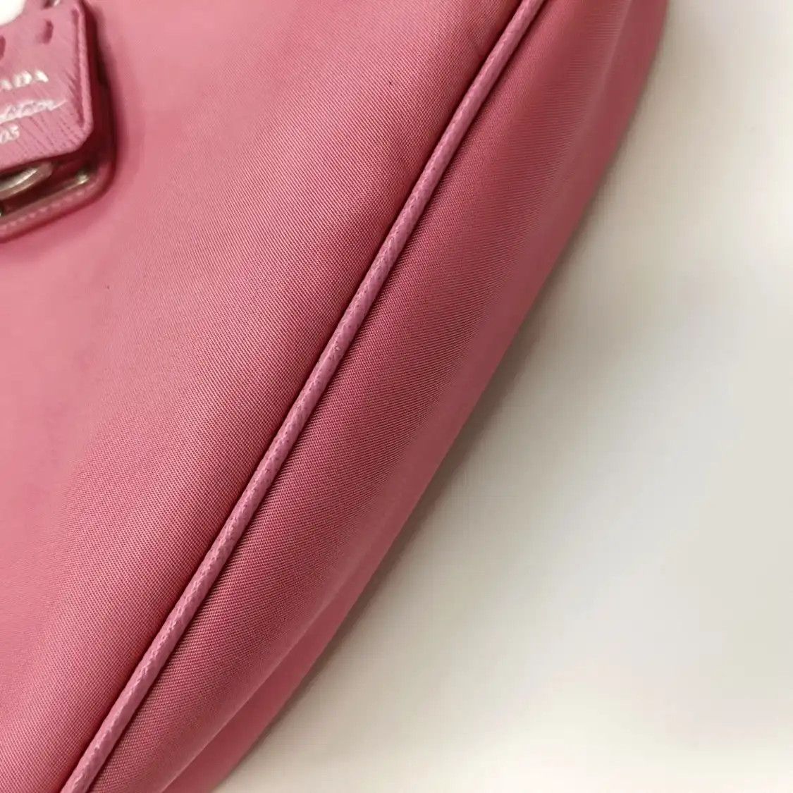 Prada PRADA Re-Edition 2005 mini pink nylon logo handbag shoulder bag silver hardware Size ONE SIZE - 12 Thumbnail