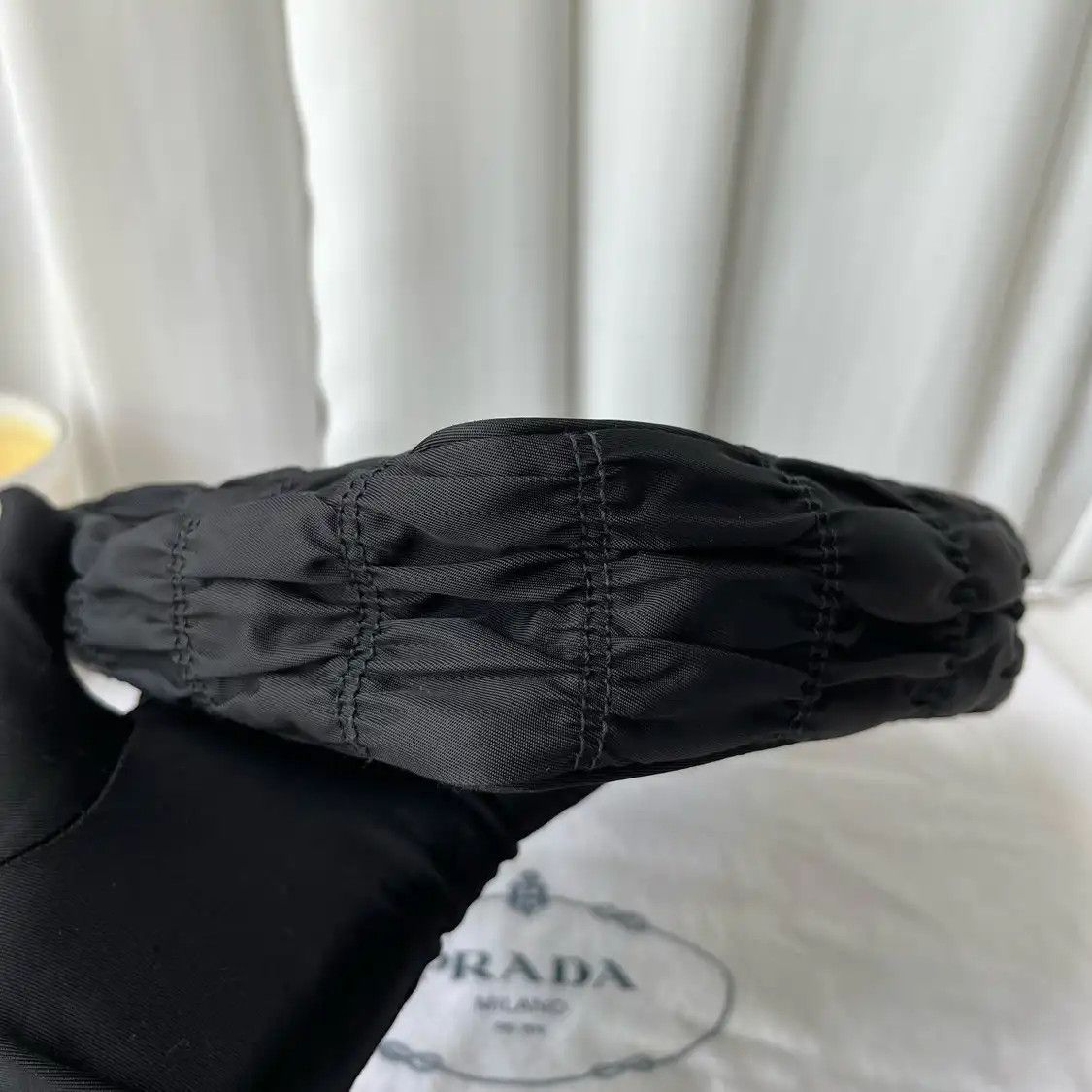 Prada PRADA Re-Edition 2005 mini black nylon logo quilted shoulder bag Size ONE SIZE - 5 Thumbnail