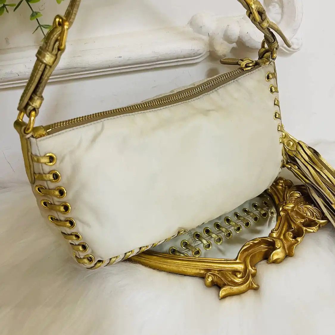 Prada PRADA champagne nylon logo woven handbag gold hardware Size ONE SIZE - 4 Thumbnail