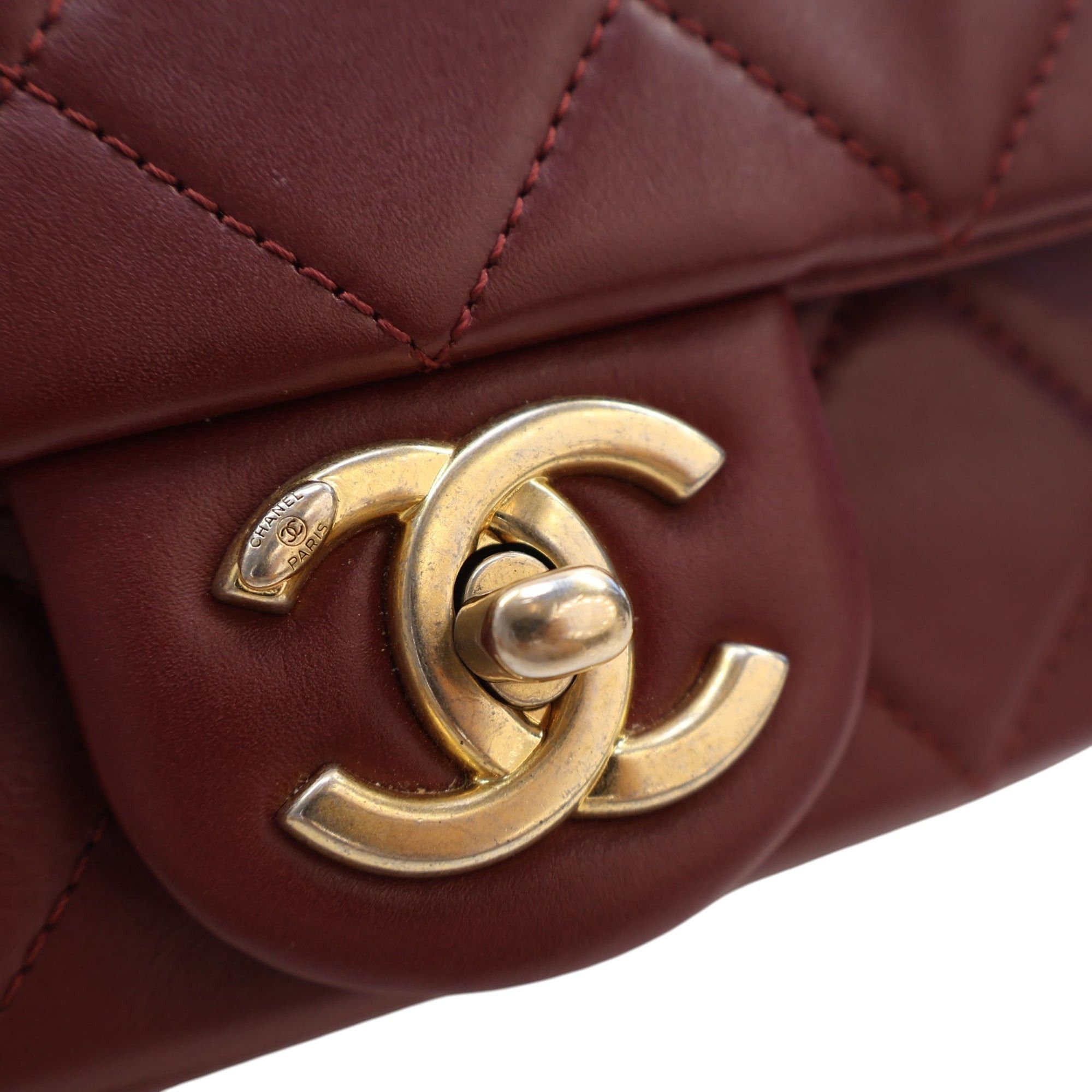 Chanel Quilted Calfskin Crystal Pearls Chain Flap Size ONE SIZE - 9 Thumbnail