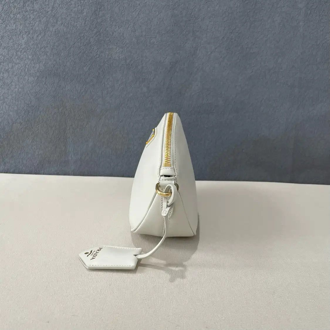 Prada PRADA Odette white cowhide leather logo cross pattern crossbody bag detachable s Size ONE SIZE - 3 Thumbnail