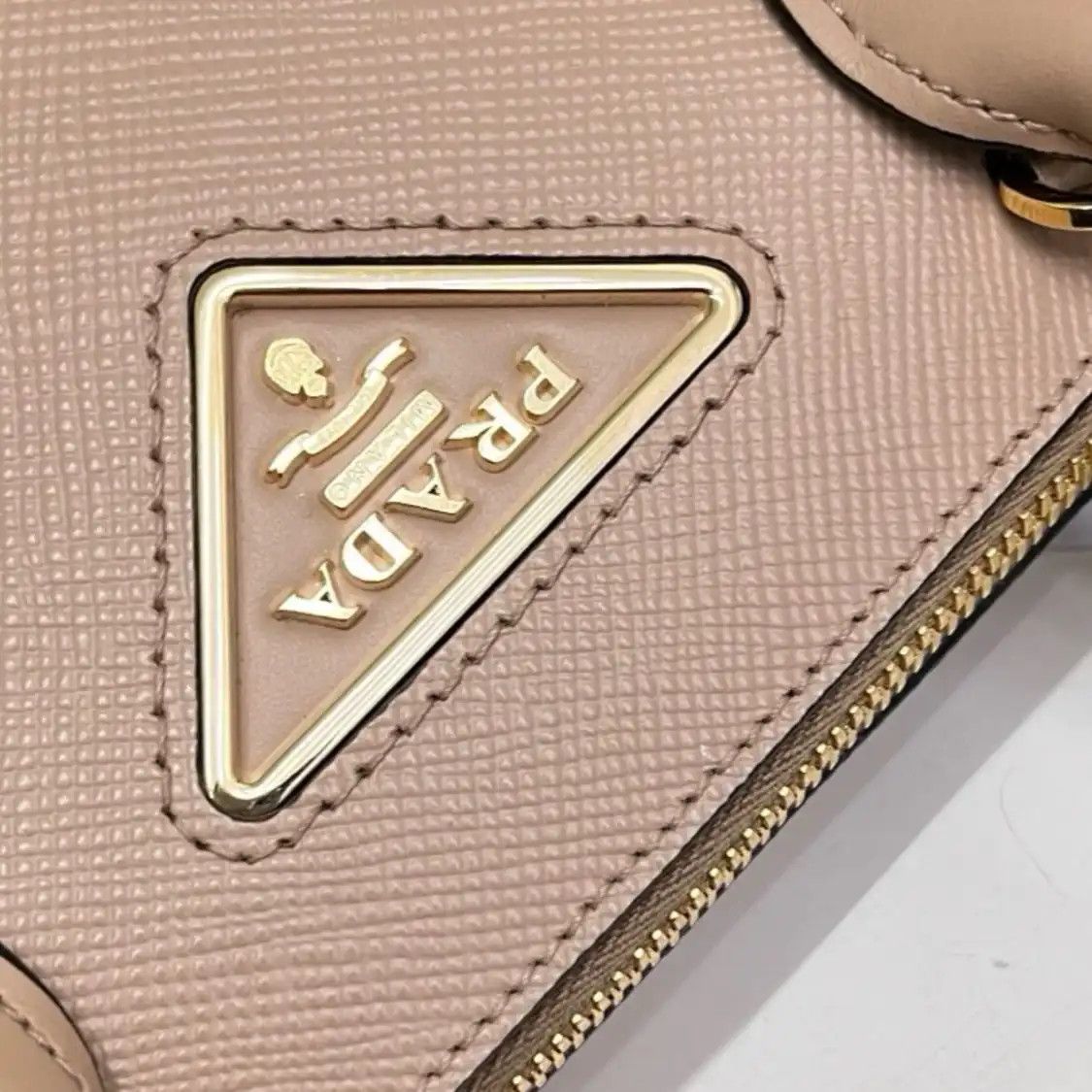 Prada PRADA Promenade pink cowhide leather logo cross pattern crossbody bag 2 striped Size ONE SIZE - 11 Thumbnail