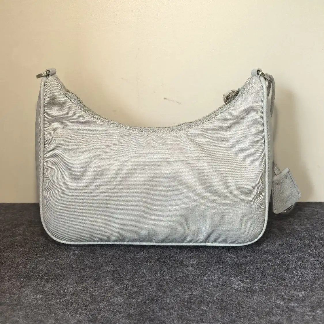 Prada PRADA Re-Edition 2005 blue grey nylon logo crossbody bag Size ONE SIZE - 4 Thumbnail