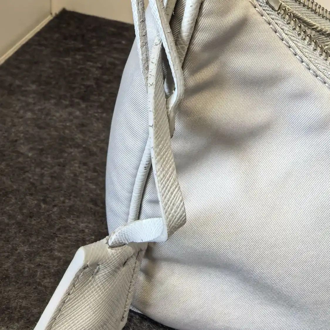 Prada PRADA Re-Edition 2005 blue grey nylon logo crossbody bag Size ONE SIZE - 8 Thumbnail