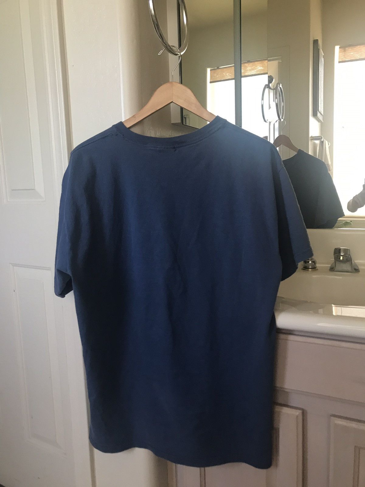 Vintage Vintage One Stitch Embroidered Tee Size US L / EU 52-54 / 3 - 9 Thumbnail