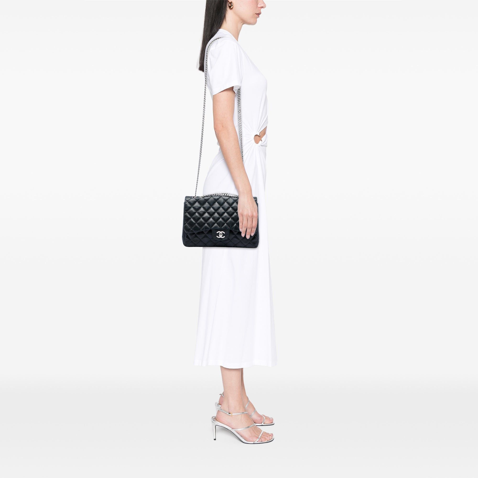 Chanel Jumbo Classic Lambskin Single Flap Size ONE SIZE - 5 Thumbnail