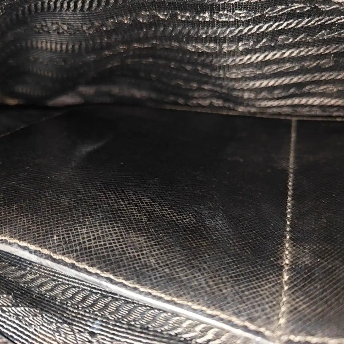 Prada PRADA Promenade black cowhide leather logo cross pattern shell bag handbag gold Size ONE SIZE - 14 Thumbnail